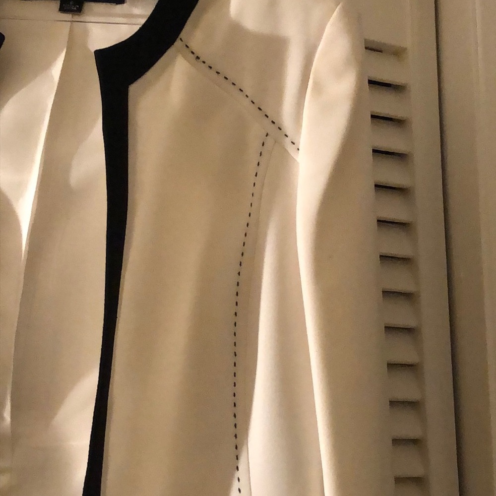 Suit jacket - Picture 2 of 3